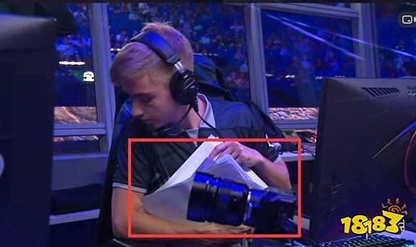 与红黑军团 与红黑军团